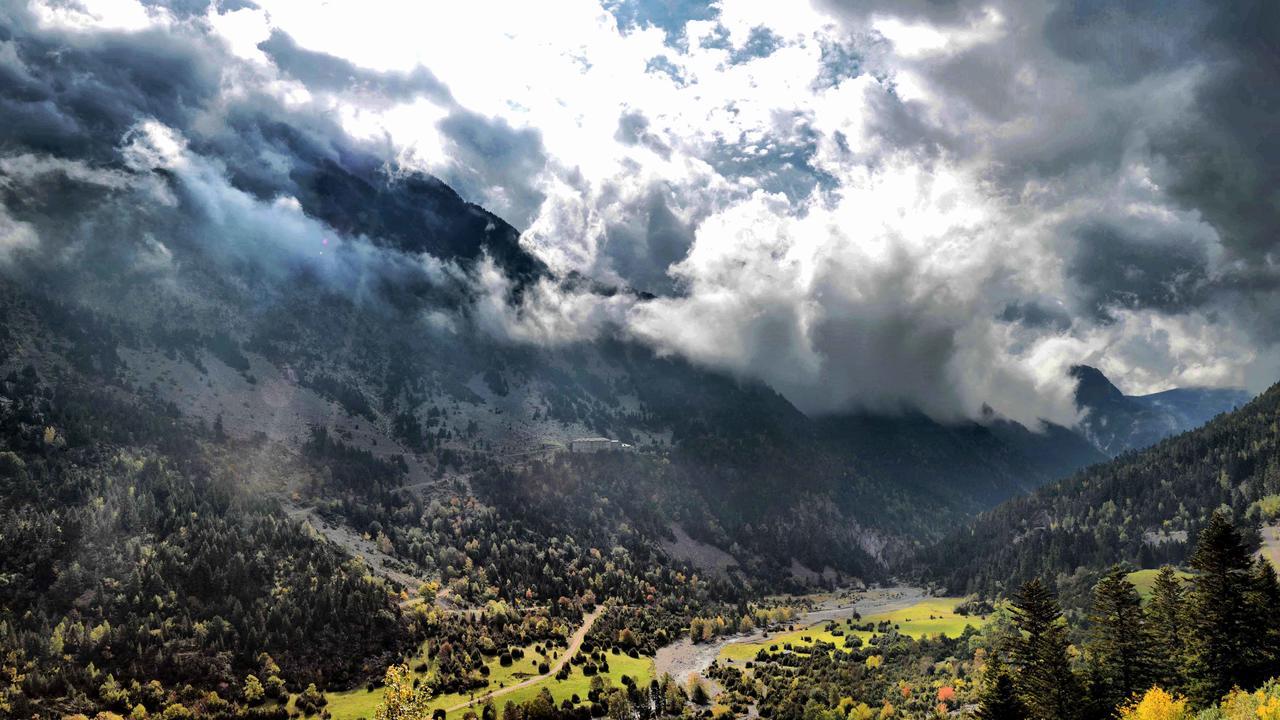 Hotel Avenida Benasque Luaran gambar